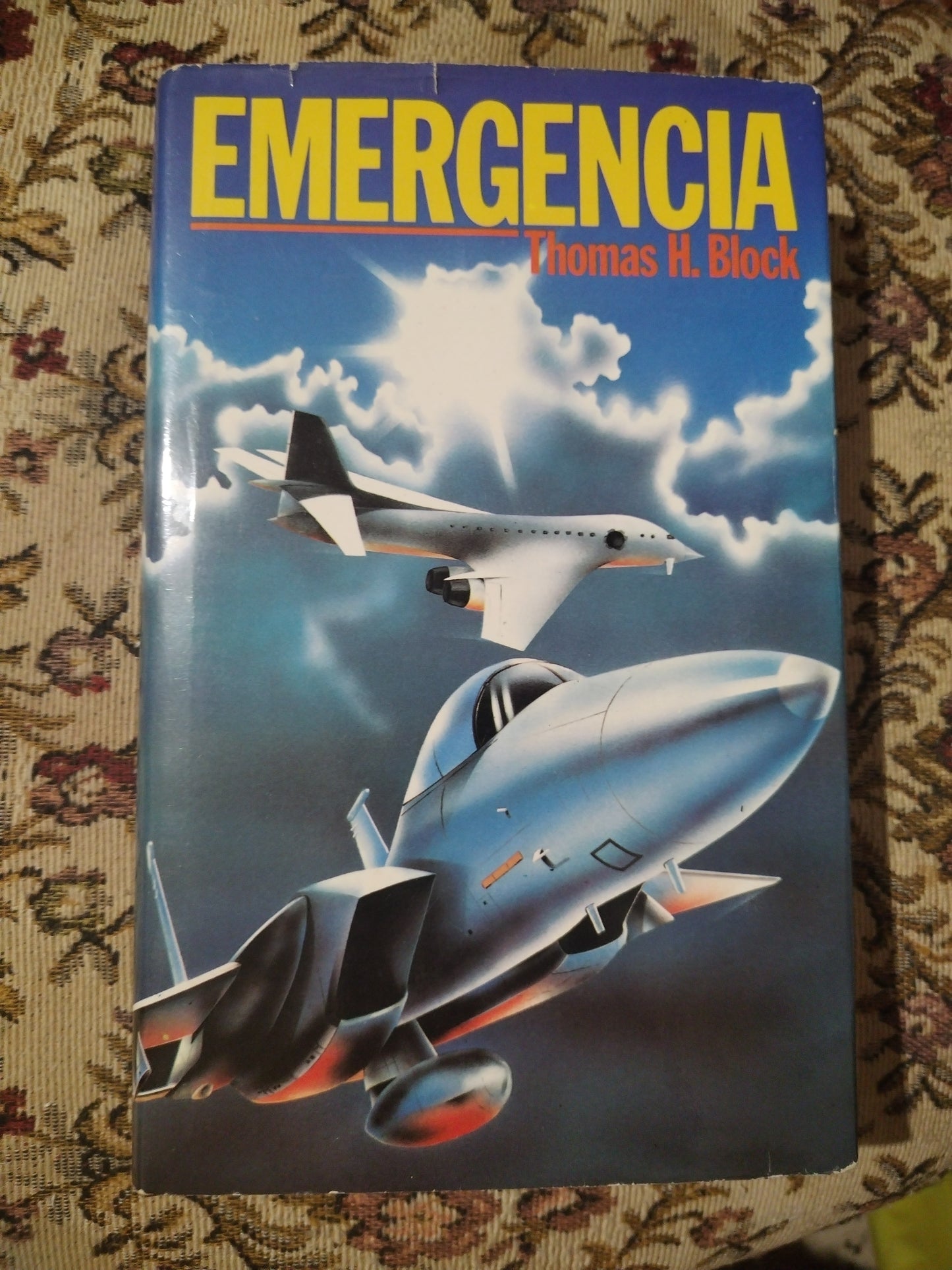 Emergencia, Thomas H. Block