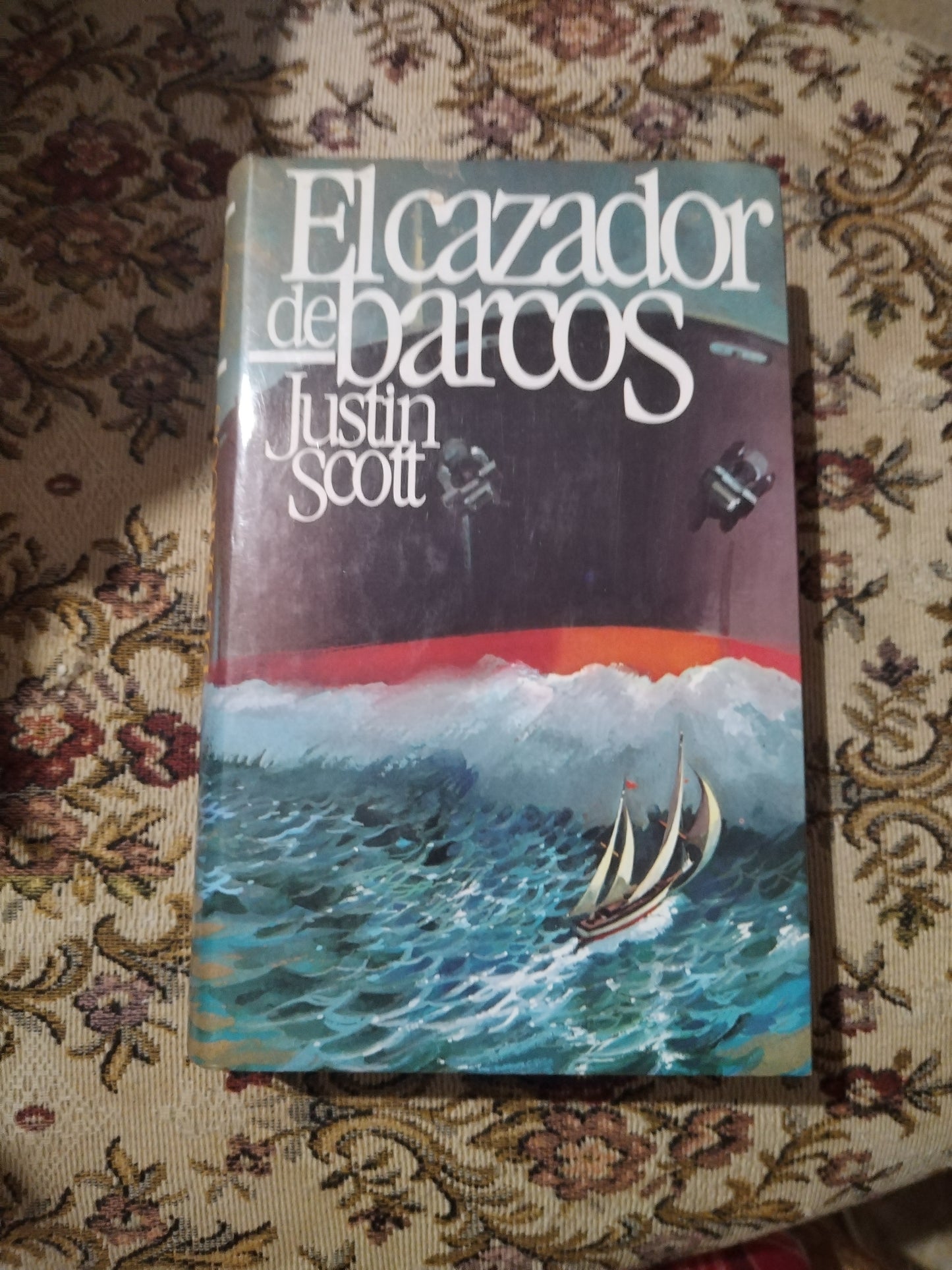 El cazador de barcos, Justin Scott