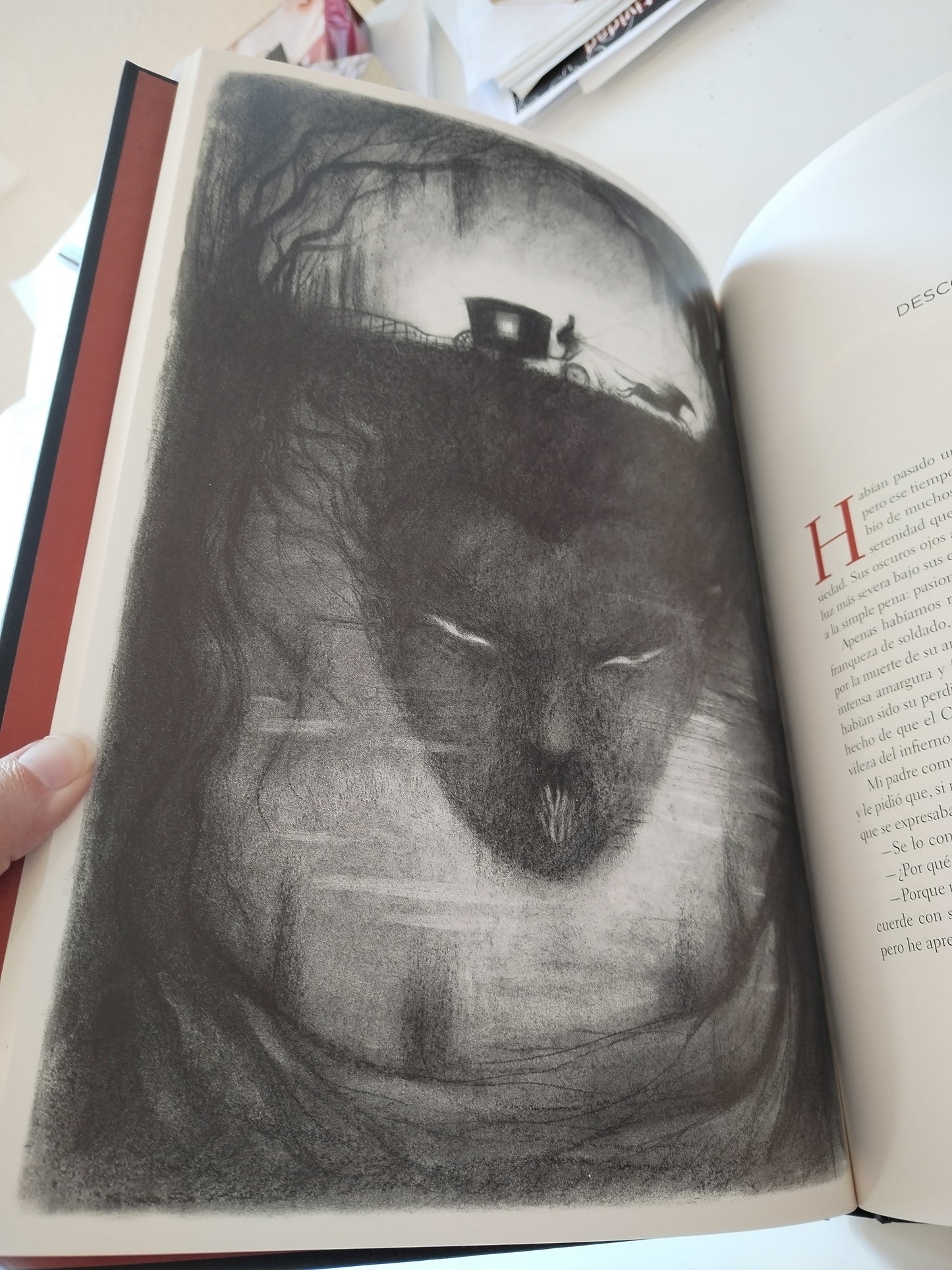 Carmilla de Joseph Sheridan Le Fanu con ilustraciones de Ana Juan
