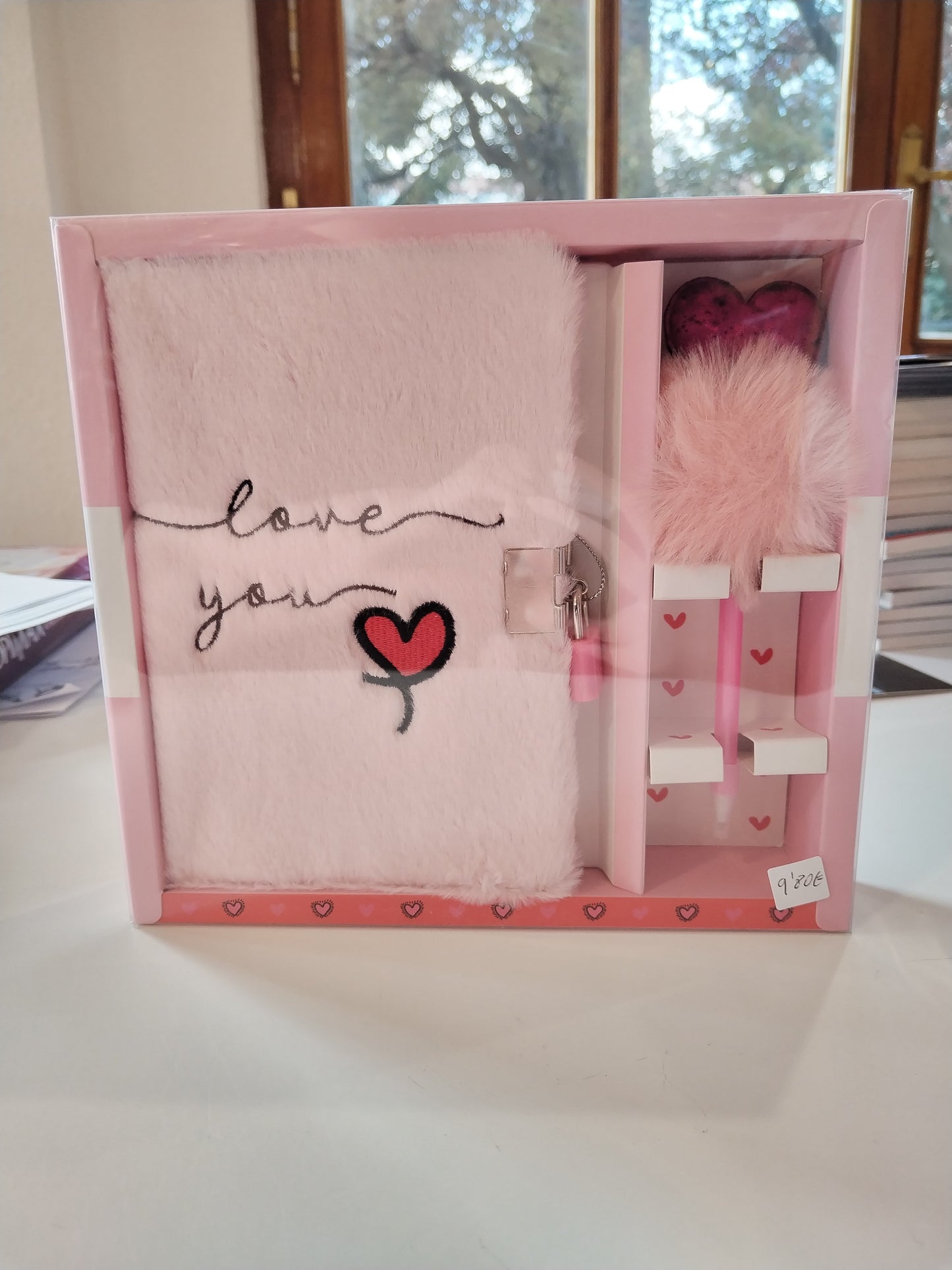Diario peluche rosa + bolígrafo